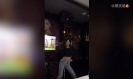 老土搞笑爆料大全视频,笑料横飞，笑出腹肌的爆笑瞬间